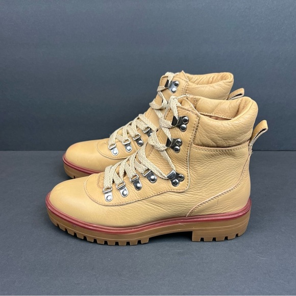 J.Crew Women’s Lightweight Leather Nordic boots - Light Caramel Size 8M - Picture 2 of 13